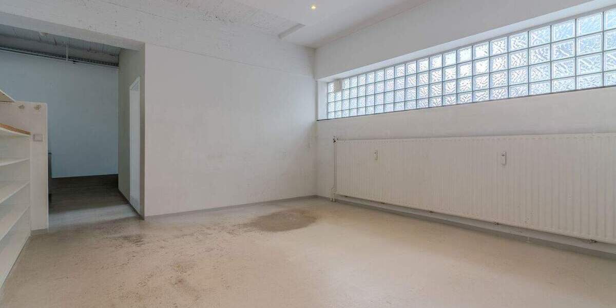 Geräumige Ladenfläche mit breiter Fensterfront nähe Bahnhofstraße und Elbufer! 1 zimmer