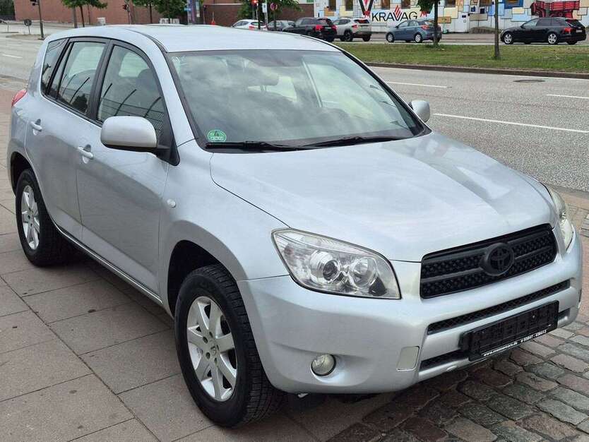 RAV 4