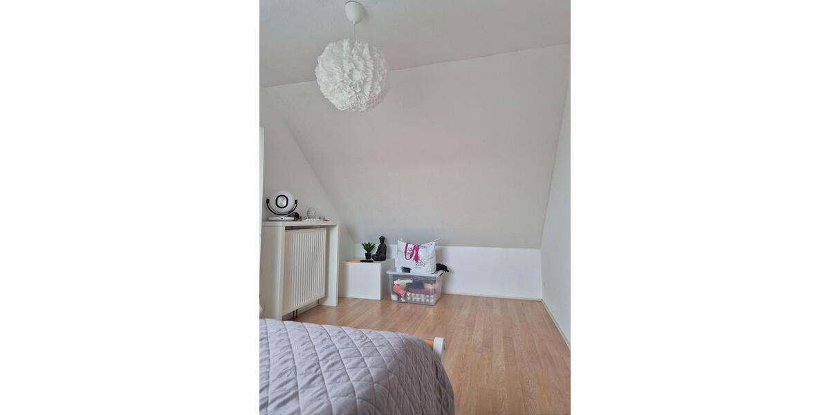 Anfragen-Stopp:Zentrale und helle 4,5 Zimmer-Wohnung zu vermieten 4.5 zimmer