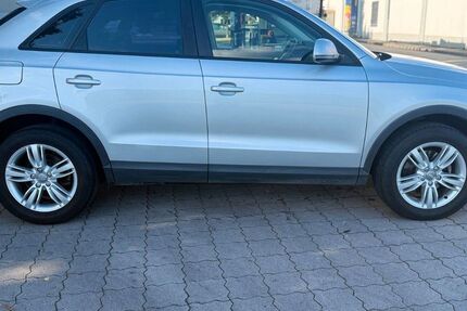 Audi Q3 146.315 km 12.000 &euro; Hamburg 20539