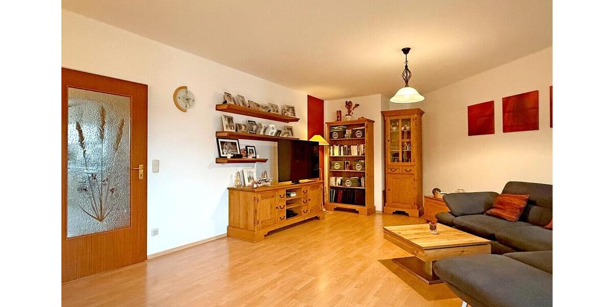 Etagenwohnung Glinde - 4 Zimmer, 104 m&sup2;, 1.610&euro; | Angebot:26247694