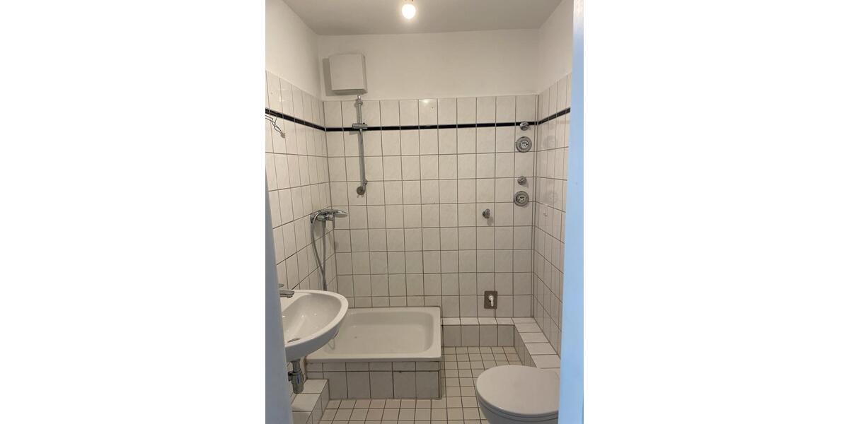 3-Zimmer-Wohnung in Hamburg-Eimsbüttel – Altbau, Erdgeschoss, ab 3 zimmer