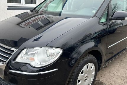 VW Touran 227.000 km 5.690 &euro; Hamburg 20537