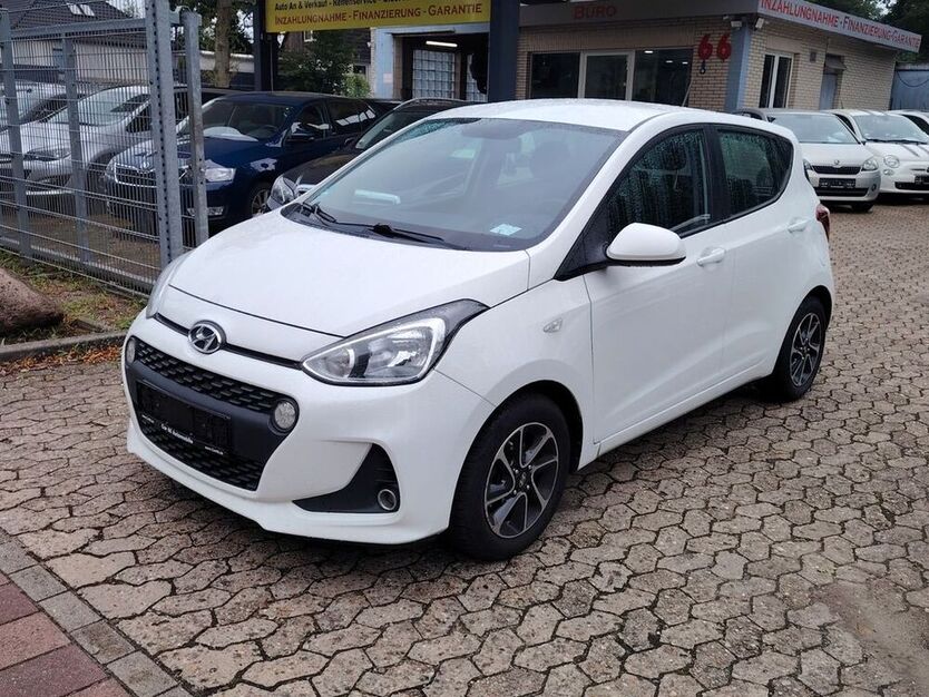 i10