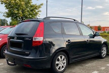 Hyundai i30 292.000 km 2.350 &euro; Rellingen 25462