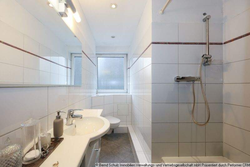 Doppelhaushälfte Hamburg Lurup - 7 Zimmer, 165 m&sup2;, 669.000&euro; | Angebot:25802546