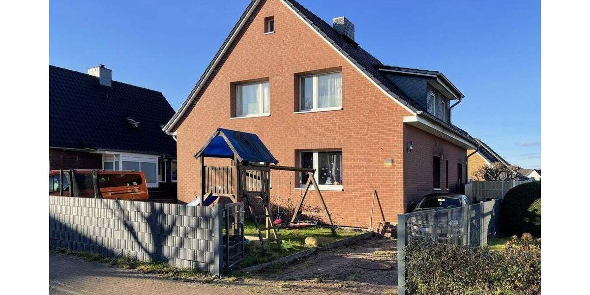 Mehrfamilienhaus, Wohnhaus Norderstedt Garstedt - 8 Zimmer, 146 m&sup2;, 599.000&euro; | Angebot:25670010