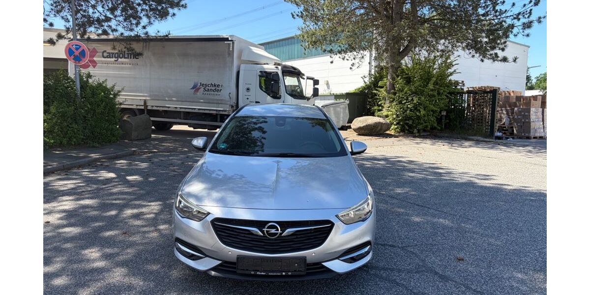 Opel Insignia 132.477 km 9.449 &euro; Barsbüttel 22885