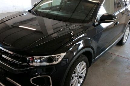 VW T-Roc 36.989 km 18.490 &euro; Appen 25482
