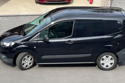 Ford Transit Courier 40.000 km 14.500 &euro; Hamburg 20535