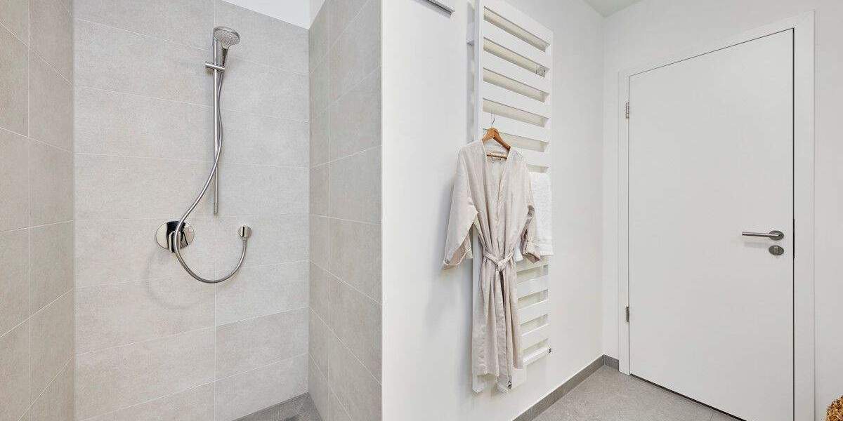 Etagenwohnung Pinneberg - 5 Zimmer, 125 m&sup2;, 699.000&euro; | Angebot:25662597