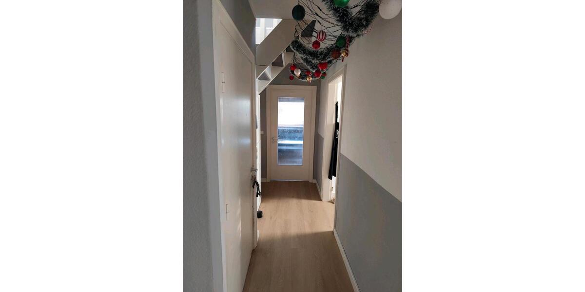 Dachgeschoßwohnung Norderstedt Friedrichsgabe - 3 Zimmer, 88 m&sup2;, 1.200&euro; | Angebot:25392347