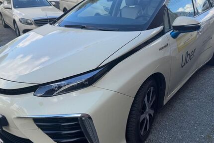Toyota Mirai 103.000 km 10.499 € Hamburg 22113