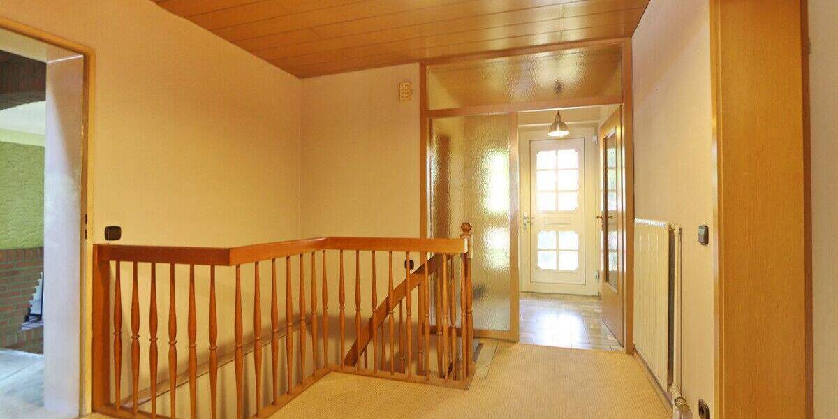Einfamilienhaus Hamburg Langenhorn - 8 Zimmer, 191 m&sup2;, 450.000&euro; | Angebot:26806972