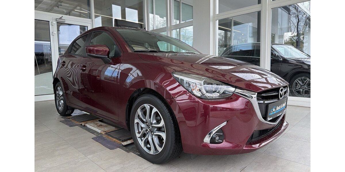 Mazda 2 66.417 km 13.950 &euro; Hamburg 22761