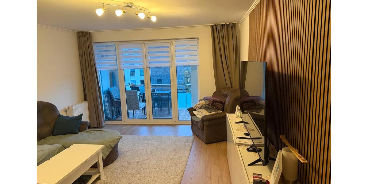 Etagenwohnung Ahrensburg - 3 Zimmer, 88 m&sup2;, 1.350&euro; | Angebot:25902865