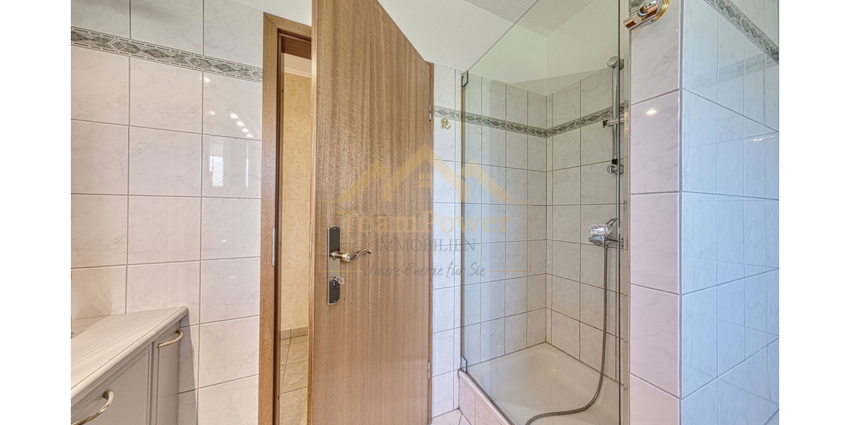 Ruhe pur: Bungalow in ruhiger Sackgassenlage mit Vollkeller und großem Grundstück - Bungalow Holm | Angebot:26947721
