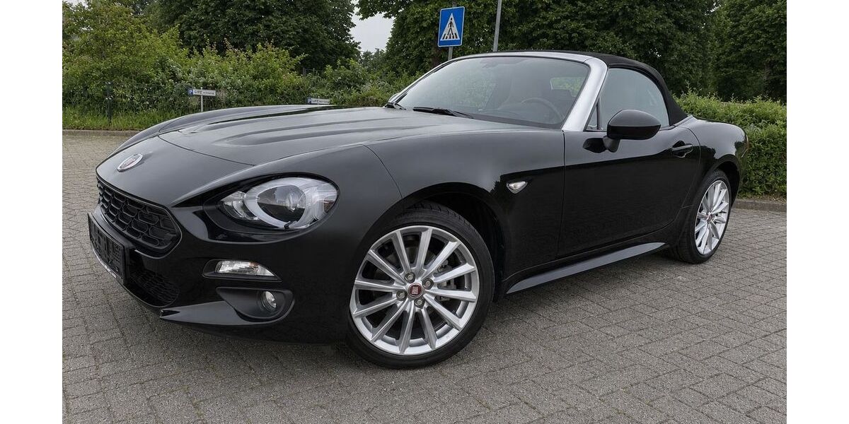 Fiat 124 Spider 25.000 km 18.950 &euro; Hamburg 22179