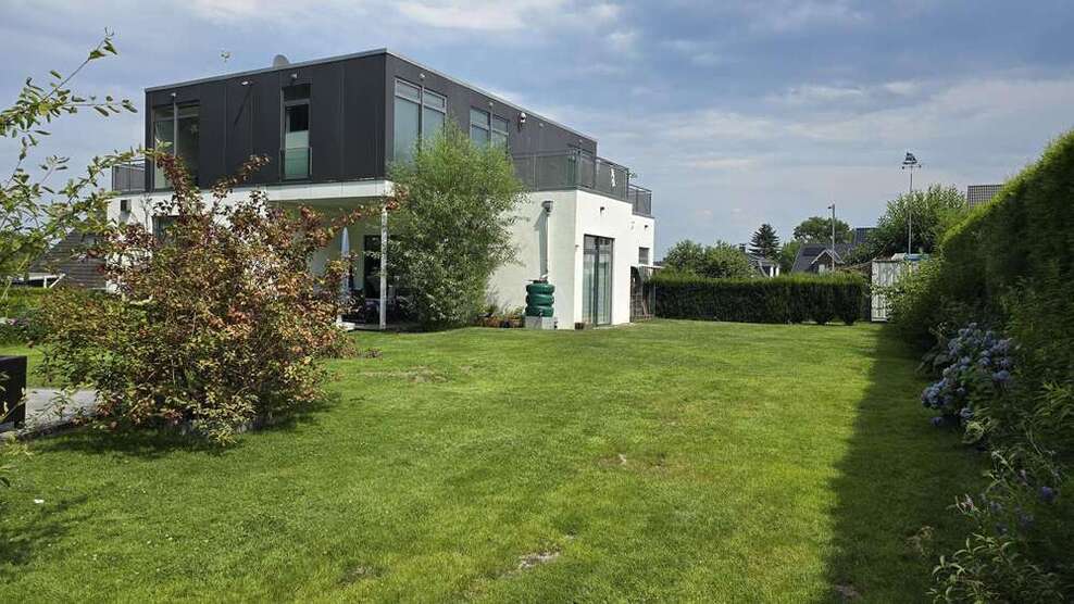 Haus zum Kaufen in Seevetal 1.190.000 € 440 m²