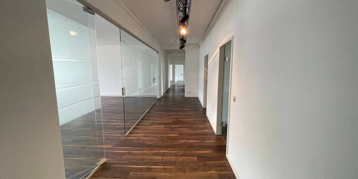 Gewerbeobjekt Hamburg Wandsbek - 1 Zimmer, 30 m&sup2;, 550&euro; | Angebot:26377295