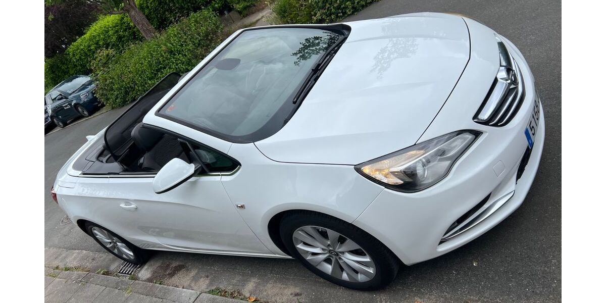 Opel Cascada 45.000 km 12.990 &euro; hamburg 22309