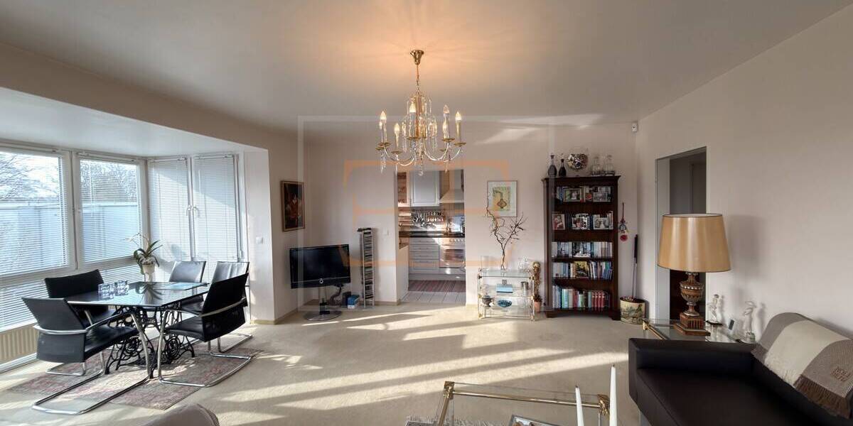 Sonnige 2-Zimmer-Wohnung mit Südbalkon und Tiefgarage in ruhiger Lage von Hamburg-Lurup - Etagenwohnung Hamburg / Lurup Lurup | Angebot:26261236