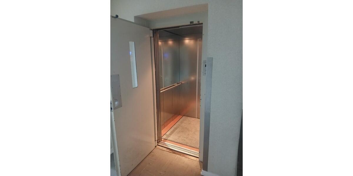 Etagenwohnung Hamburg Schnelsen - 2 Zimmer, 52 m&sup2;, 180.000&euro; | Angebot:26710618