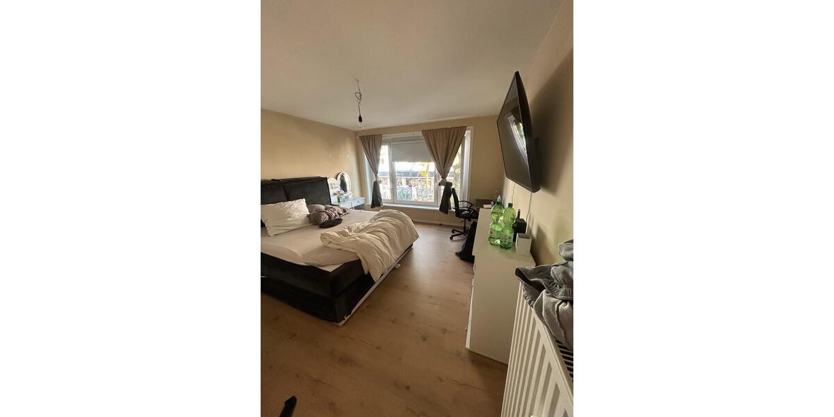 Etagenwohnung Hamburg Eimsbüttel - 2 Zimmer, 65 m&sup2;, 1.500&euro; | Angebot:26355495