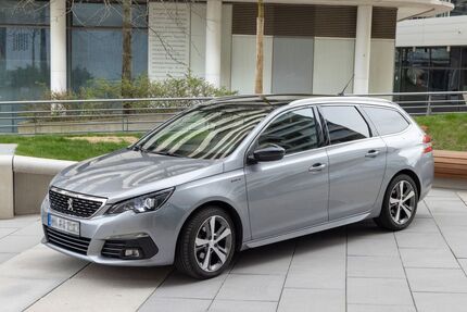 Peugeot 308 137.411 km 9.500 &euro; Hamburg 20457
