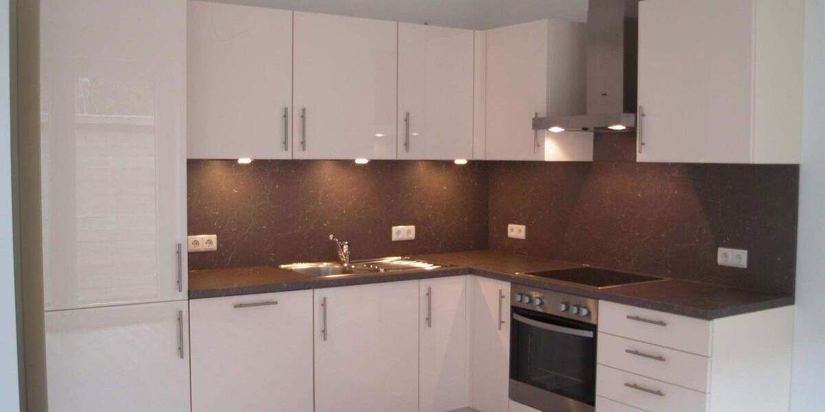 Reihenendhaus Trittau - 2 Zimmer, 84 m&sup2;, 1.300&euro; | Angebot:25719011