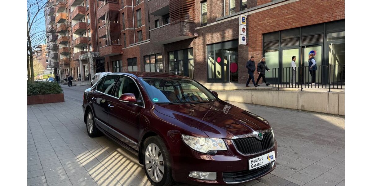 Skoda Superb 102.000 km 10.499 &euro; Hamburg 20097