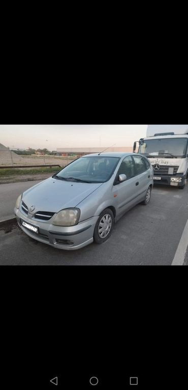 Nissan Almera Tino 230.000 km 950 € Hamburg 22117