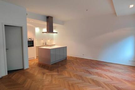 Moderne 2-Zimmer-Wohnung mit offener Küche & Gemeinschaftsterrasse in Hamburg-St. Georg 2 zimmer