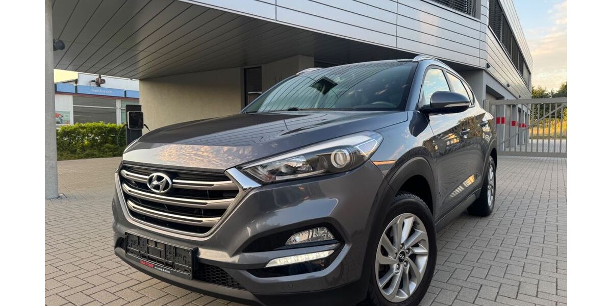 Hyundai TUCSON 146.000 km 12.790 &euro; Pinneberg 25421