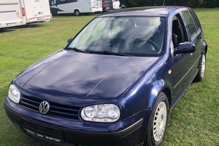 VW Golf 230.000 km 1.999 &euro; Henstedt-Ulzburg 24558