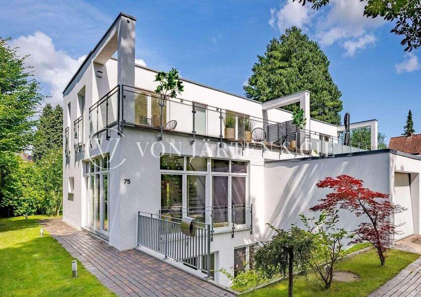 Design trifft Behaglichkeit - stilvolles Einfamilienhaus mit Garten und Dachterrasse! 4 zimmer