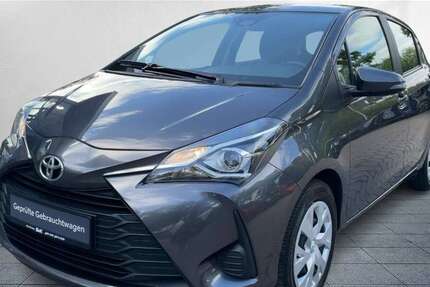 Toyota Yaris 68.624 km 11.980 € Hamburg 21079
