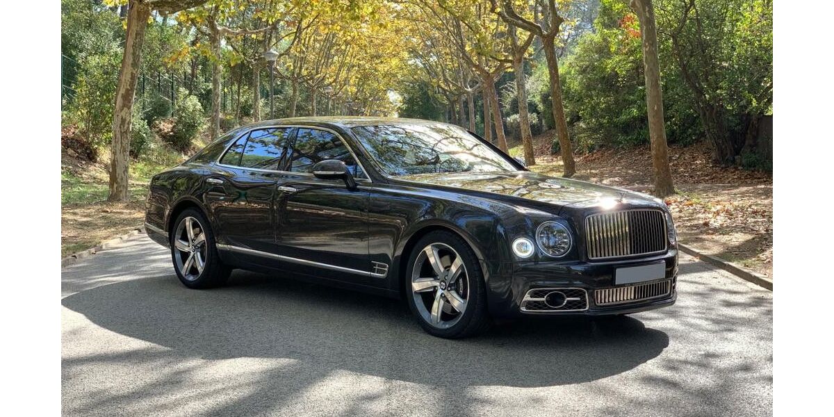 Bentley Mulsanne 48.500 km 187.990 € Hamburg 22529