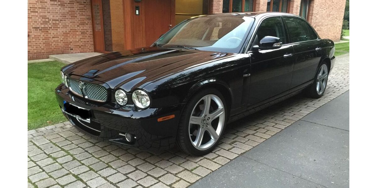 Jaguar XJ 82.500 km 35.900 &euro; Hamburg 22605