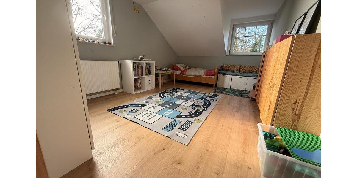Doppelhaushälfte Buxtehude - 6 Zimmer, 164 m&sup2;, 2.300&euro; | Angebot:26269277