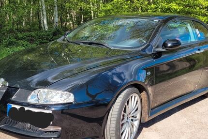 Alfa Romeo GT 205.000 km 12.500 &euro; Wedel 22880