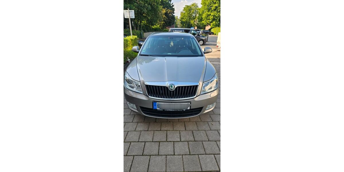 Skoda Octavia 121.800 km 6.000 &euro; Hamburg 21147