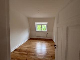 Dachgeschoßwohnung Hamburg Bahrenfeld - 6 Zimmer, 180 m&sup2;, 3.300&euro; | Angebot:26357237