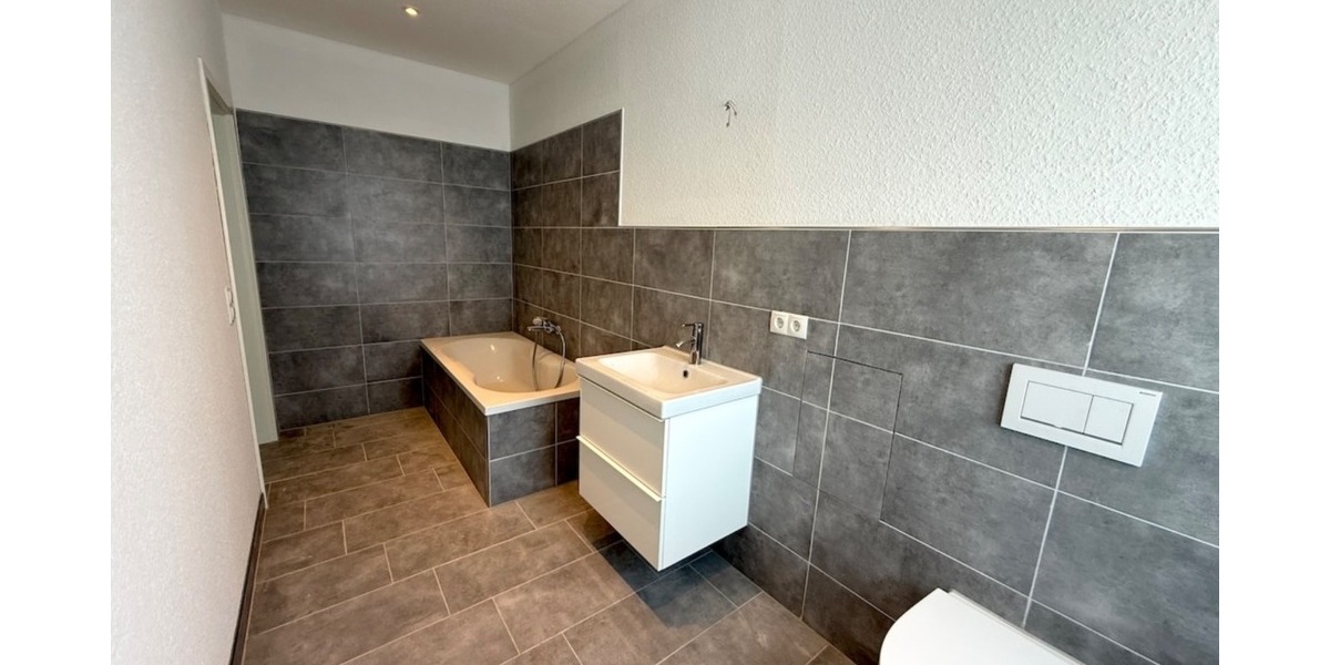 Das große Familienglück - Modernisiertes Ein-Zweifamilienhaus - Keine Käuferprovision - Einfamilienhaus Hamburg Harburg | Angebot:26768969