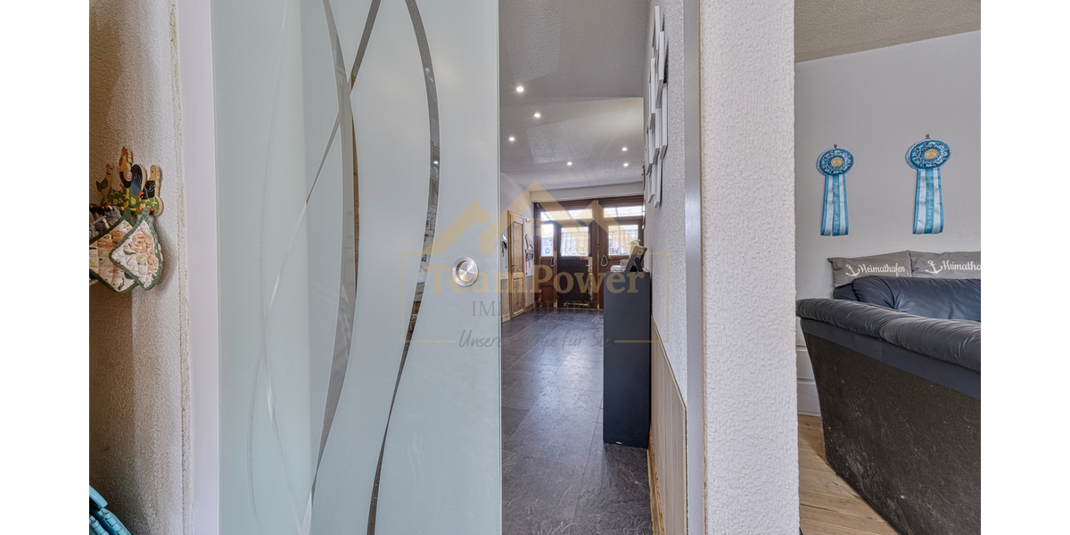Ein Ort, unzählige Möglichkeiten: 298 m² für Wohnen, Arbeiten & Visionen - Bungalow Henstedt-Ulzburg Ulzburg | Angebot:26194801