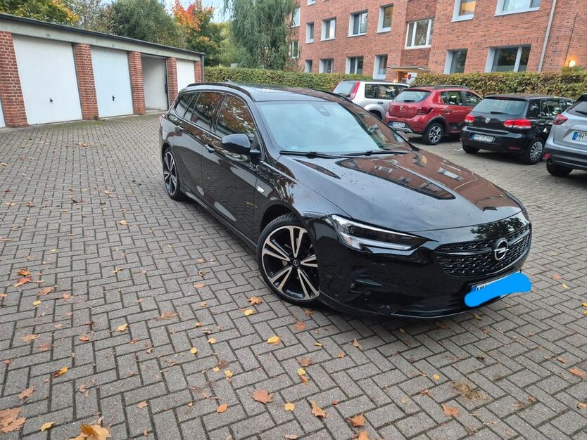 Opel Insignia 93.000 km 22.850 € Hamburg 21035
