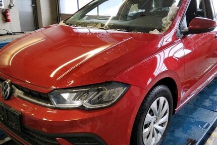 VW Polo 17.600 km 14.355 &euro; Appen 25482