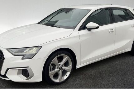 Audi A3 84.088 km 24.450 &euro; Hamburg 22529