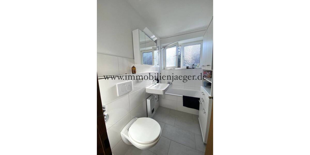 Etagenwohnung Hamburg Farmsen-Berne - 4 Zimmer, 85 m&sup2;, 1.220&euro; | Angebot:26572305