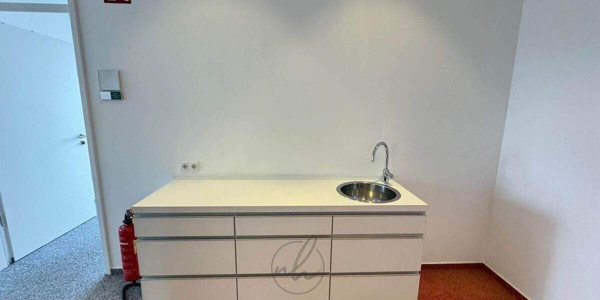 Gewerbeobjekt Hamburg Rahlstedt - 3.156&euro; | Angebot:26128169